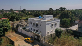 Jobz Luxury Rental - White Villa